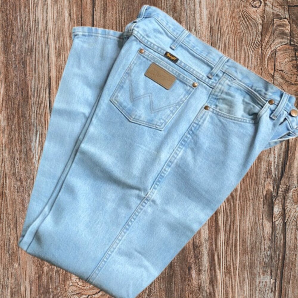 Wrangler 35/32